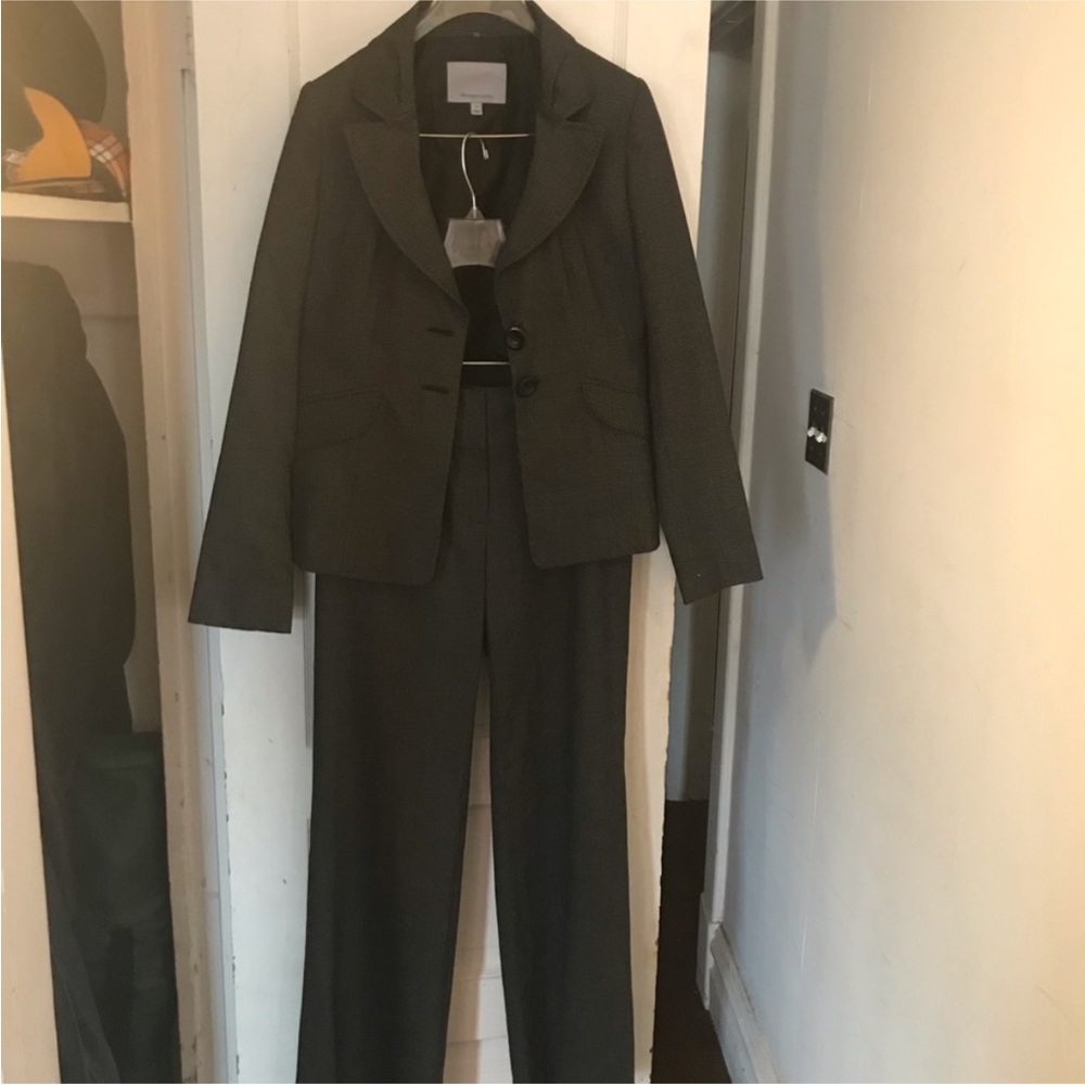 Classiques Entier Gray Women's Suit Set
